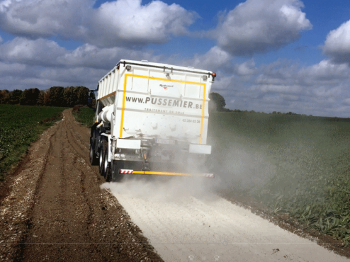 réfection de chemin: apport de liant